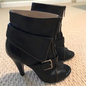 💥Authentic Celyn B ankle boots